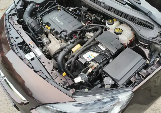 OPEL Astra 1.4 T Cosmo S&S