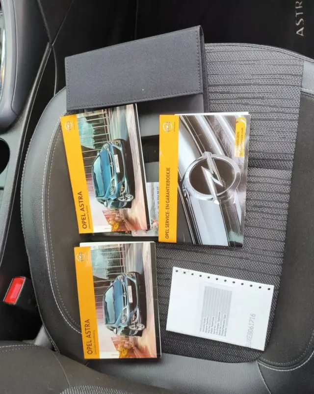 OPEL Astra 1.4 T Cosmo S&S