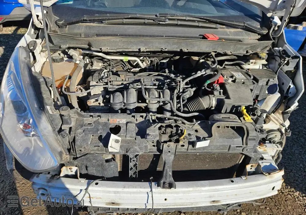 FORD B-MAX 1.6 Titanium