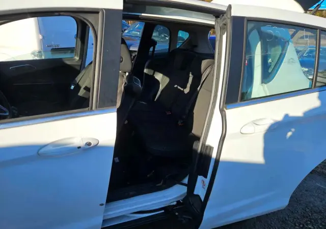 FORD B-MAX 1.6 Titanium