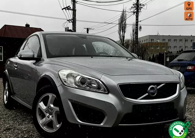 VOLVO C30 