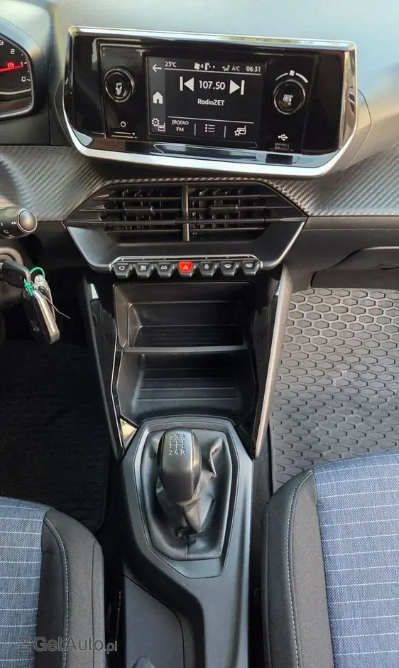 PEUGEOT 208 1.2 PureTech Like S&S