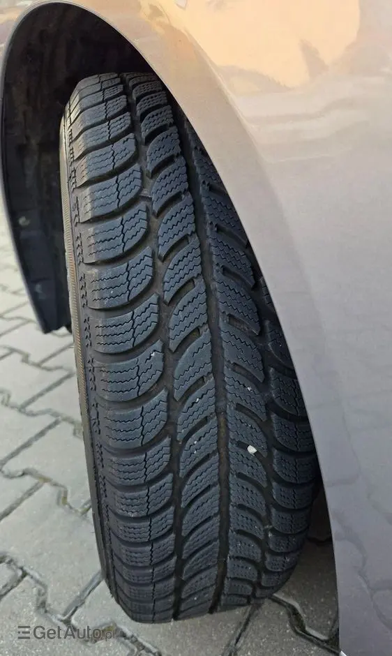 PEUGEOT 208 1.2 PureTech Like S&S