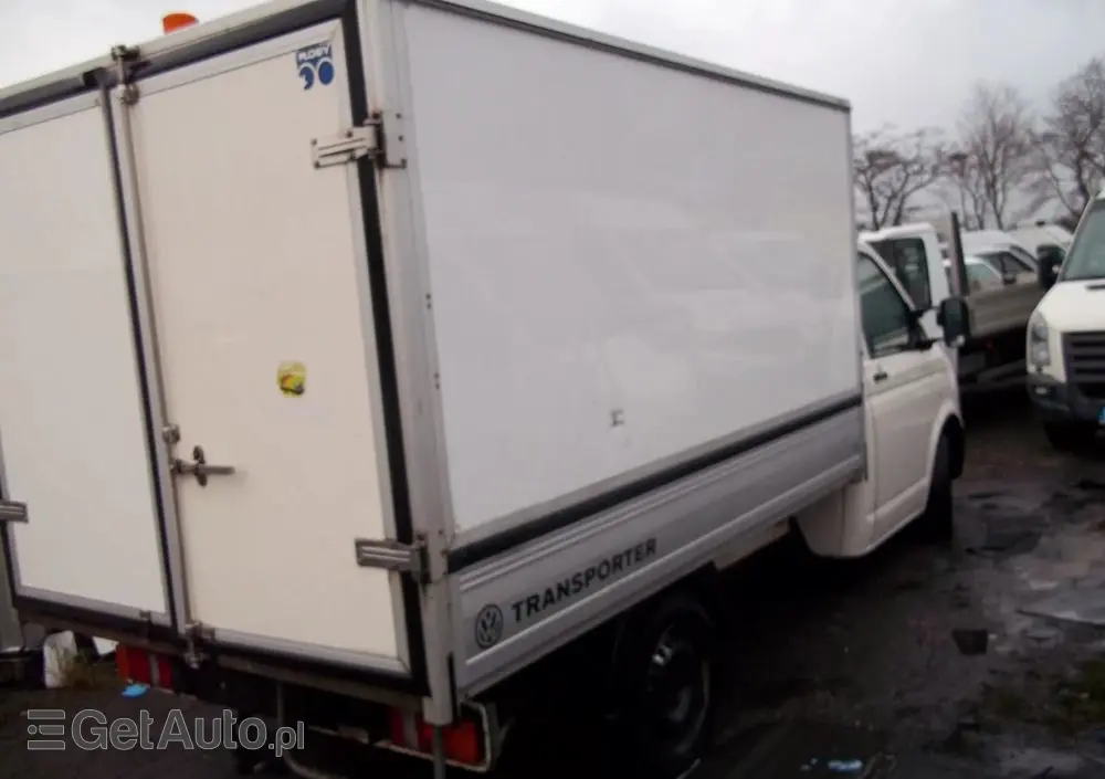 VOLKSWAGEN Transporter 