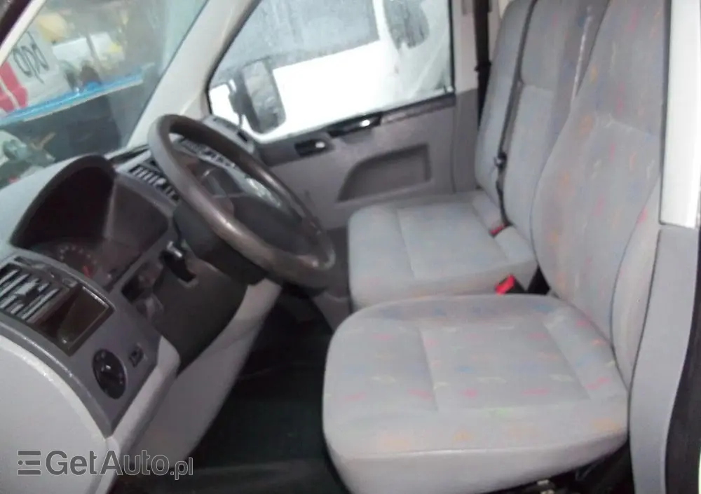 VOLKSWAGEN Transporter 