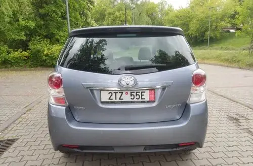 TOYOTA Verso 