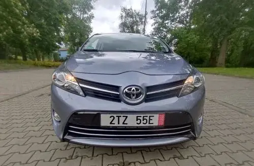 TOYOTA Verso 