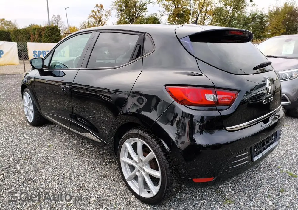 RENAULT Clio 1.2 16V Limited EU6