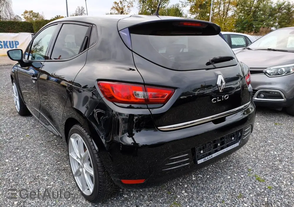 RENAULT Clio 1.2 16V Limited EU6