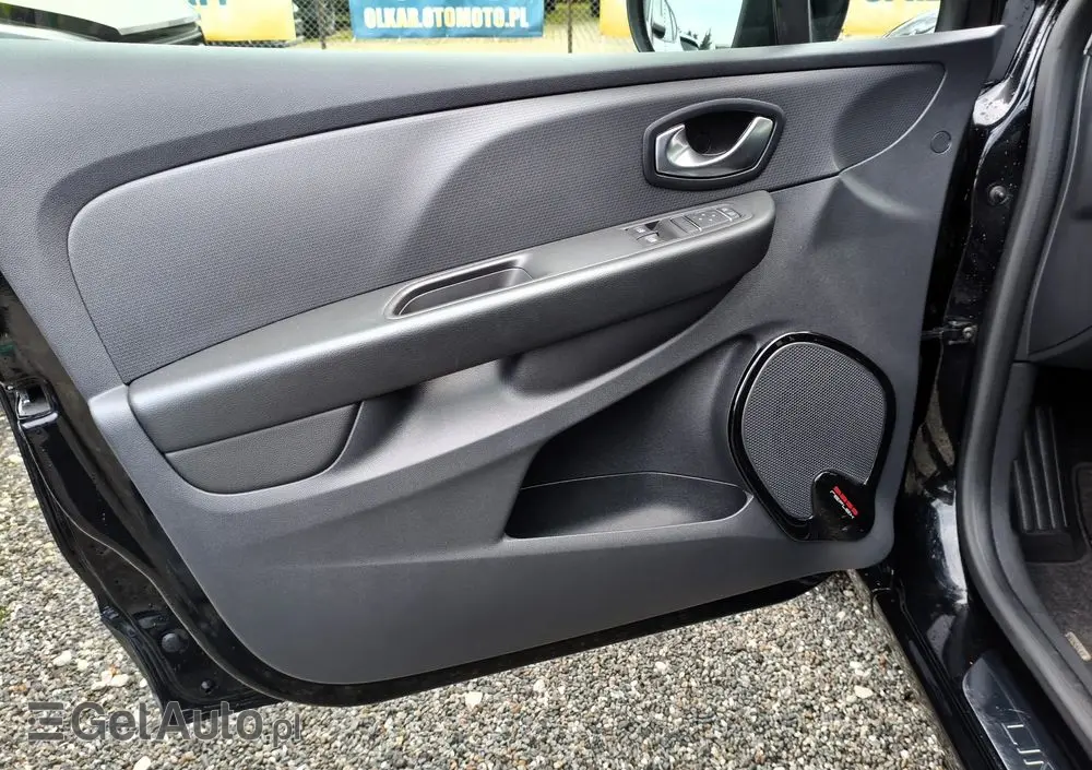 RENAULT Clio 1.2 16V Limited EU6