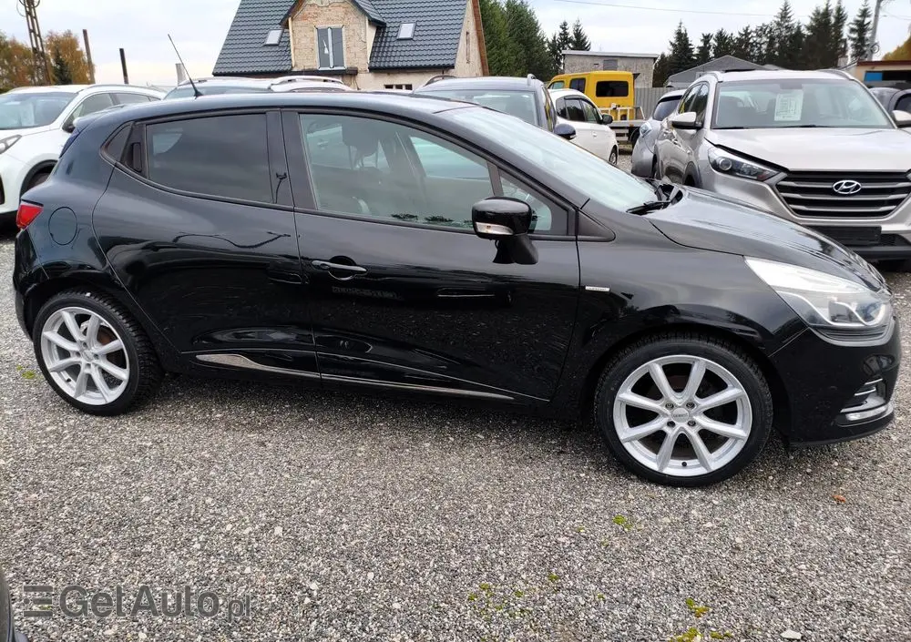 RENAULT Clio 1.2 16V Limited EU6