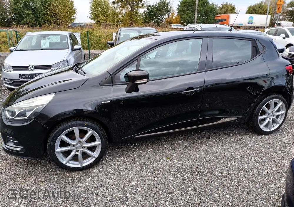 RENAULT Clio 1.2 16V Limited EU6