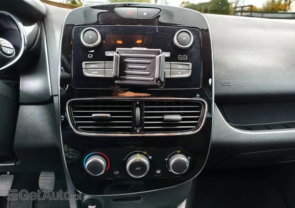 RENAULT Clio 1.2 16V Limited EU6