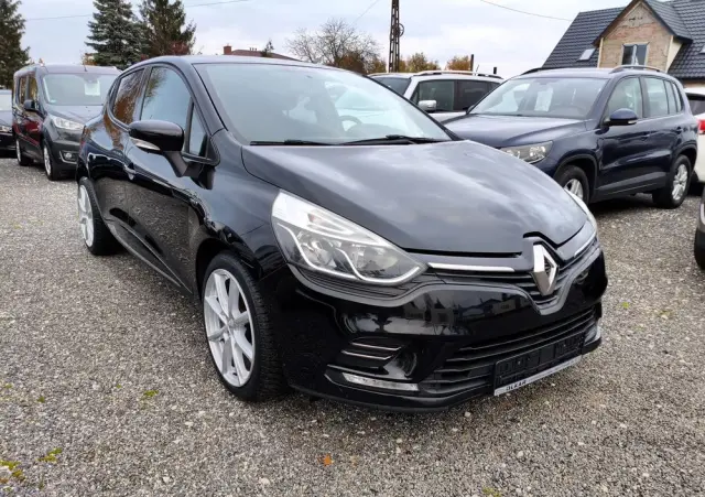 RENAULT Clio 1.2 16V Limited EU6