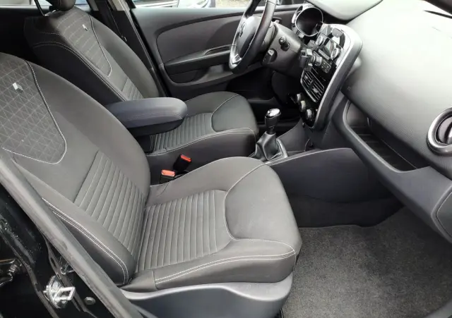 RENAULT Clio 1.2 16V Limited EU6