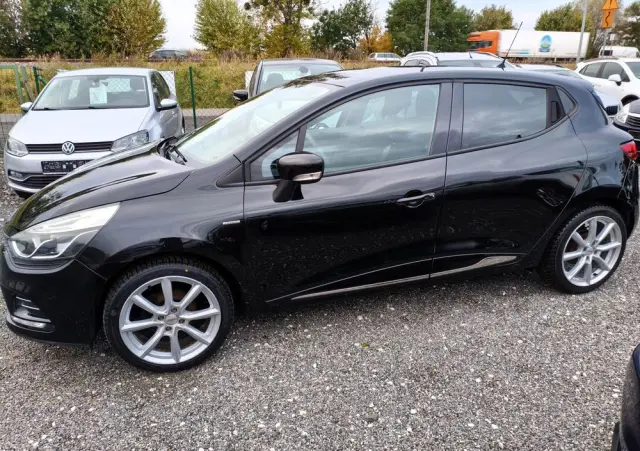 RENAULT Clio 1.2 16V Limited EU6