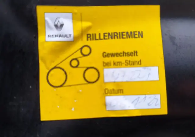 RENAULT Clio 1.2 16V Limited EU6