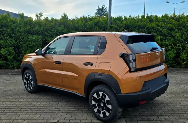 FIAT Grande Panda 1.2 mHEV Icon eDCT