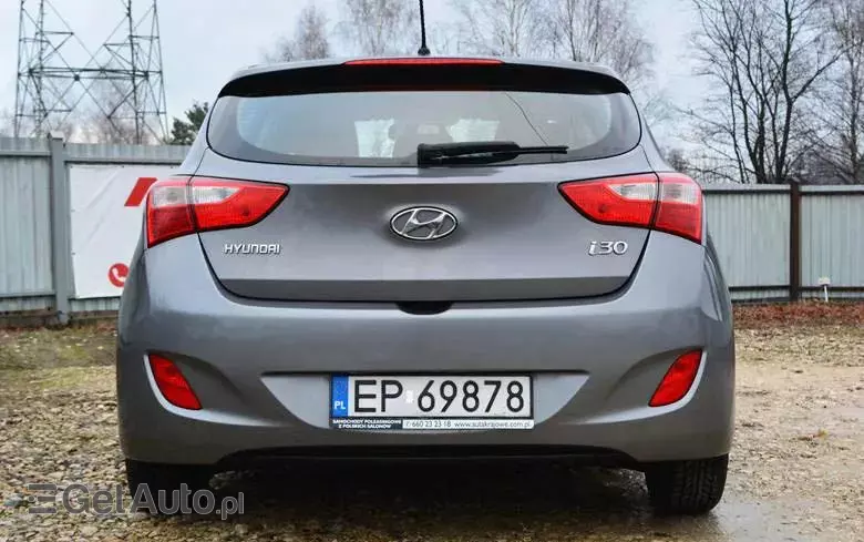 HYUNDAI I30 1.6 Classic +