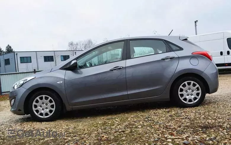 HYUNDAI I30 1.6 Classic +