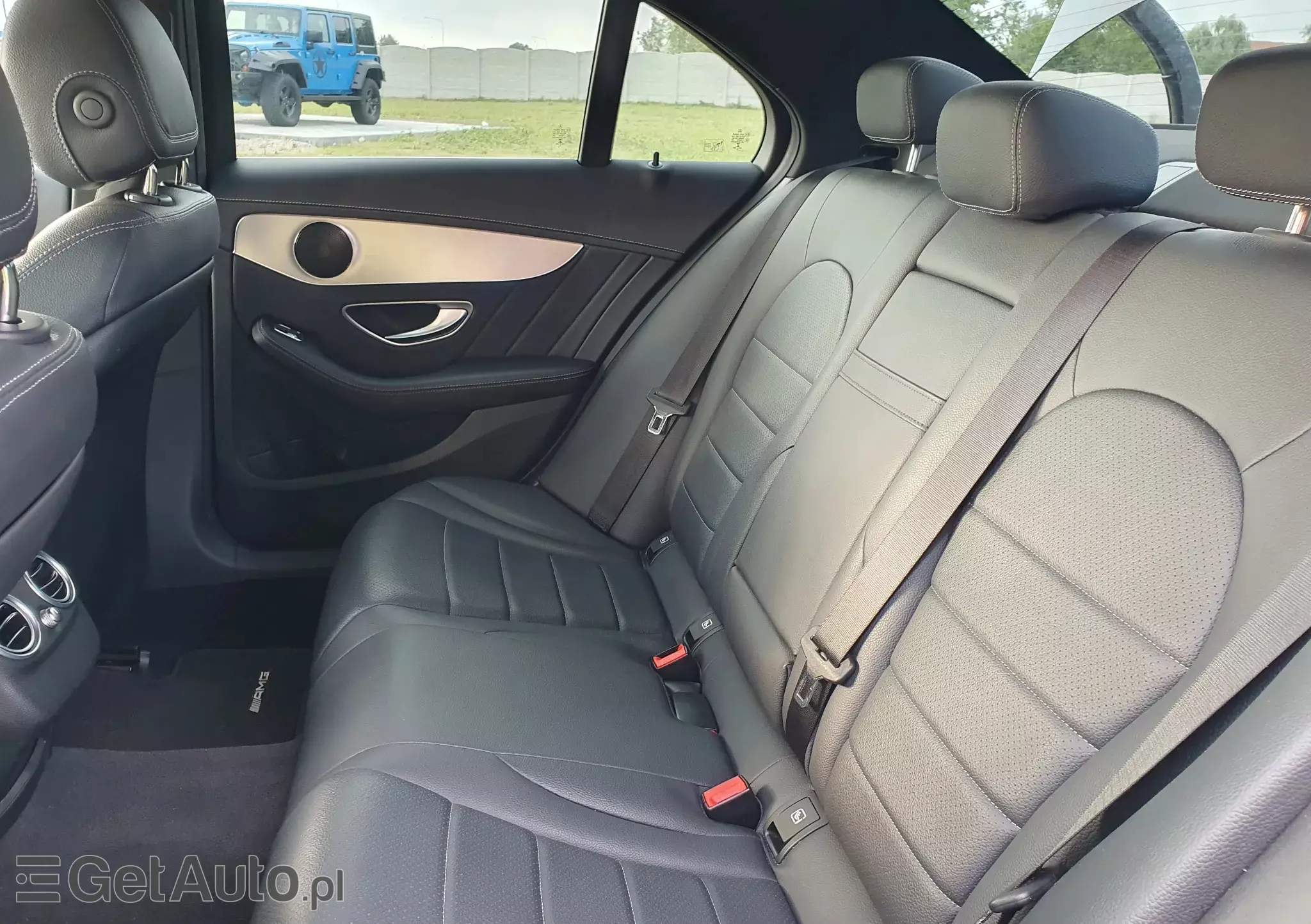 MERCEDES-BENZ Klasa C 4Matic Aut.