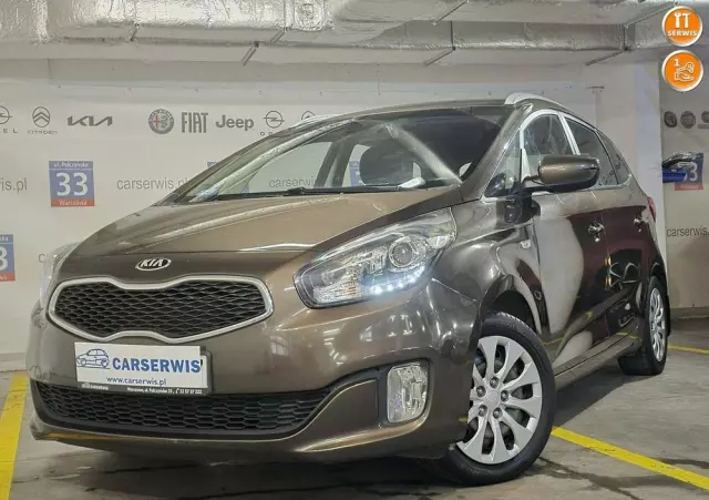 KIA Carens 