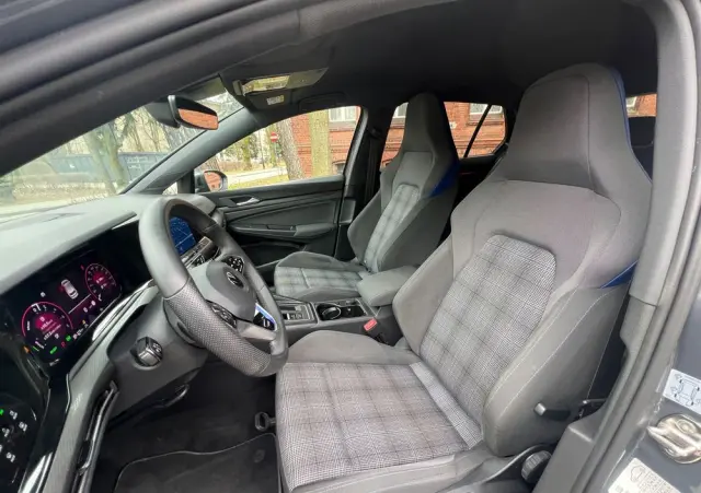 VOLKSWAGEN Golf 1.4 eHybrid OPF DSG GTE