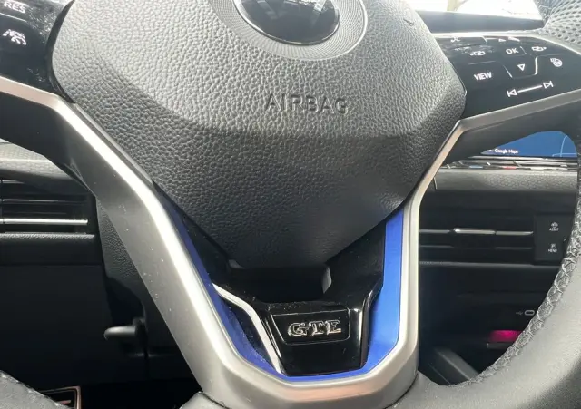 VOLKSWAGEN Golf 1.4 eHybrid OPF DSG GTE