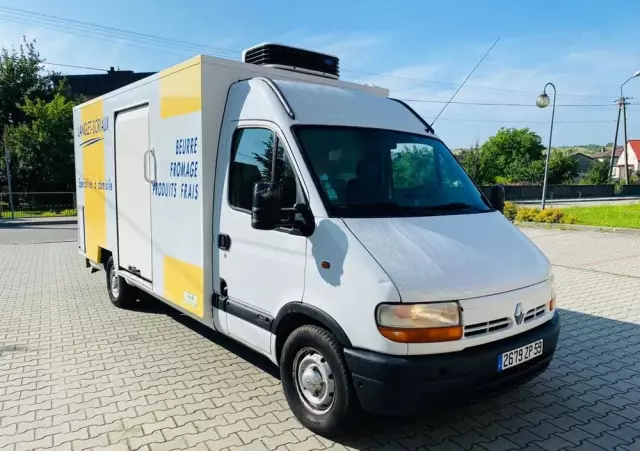 RENAULT Master 