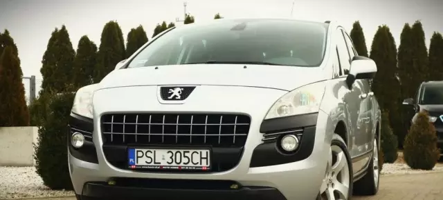PEUGEOT 3008 