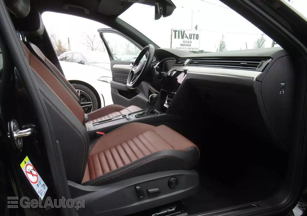 VOLKSWAGEN Passat 2.0 TSI Elegance DSG