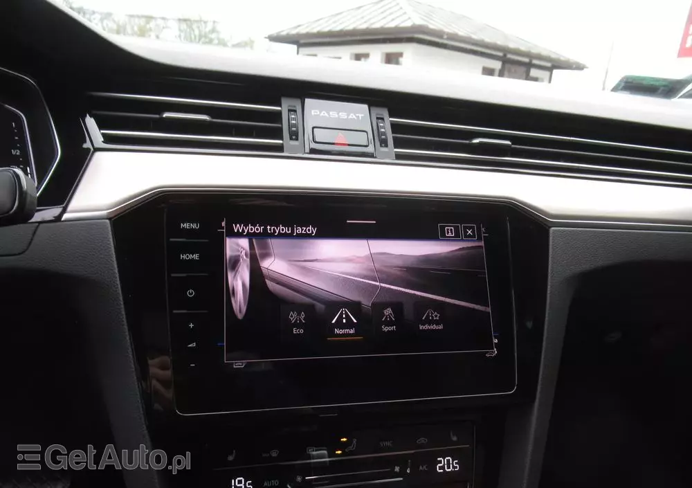 VOLKSWAGEN Passat 2.0 TSI Elegance DSG