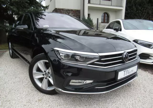 VOLKSWAGEN Passat 2.0 TSI Elegance DSG