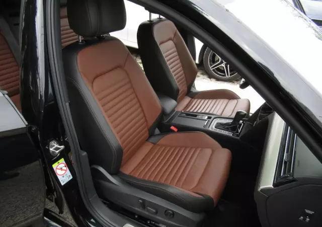 VOLKSWAGEN Passat 2.0 TSI Elegance DSG