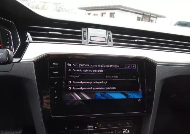 VOLKSWAGEN Passat 2.0 TSI Elegance DSG