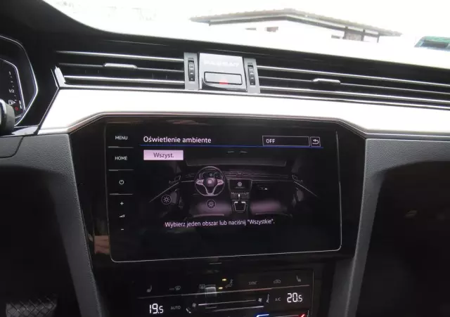 VOLKSWAGEN Passat 2.0 TSI Elegance DSG