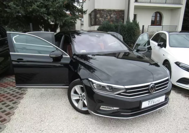 VOLKSWAGEN Passat 2.0 TSI Elegance DSG