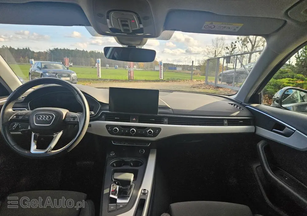 AUDI A4 Avant 40 TFSI S tronic S line