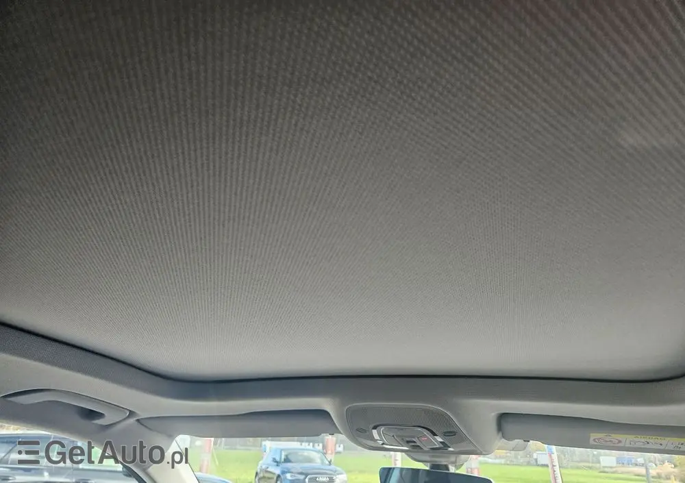 AUDI A4 Avant 40 TFSI S tronic S line