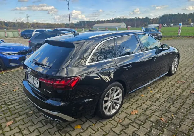 AUDI A4 Avant 40 TFSI S tronic S line