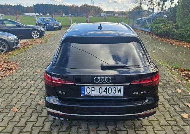 AUDI A4 Avant 40 TFSI S tronic S line