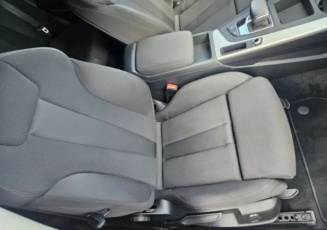 AUDI A4 Avant 40 TFSI S tronic S line