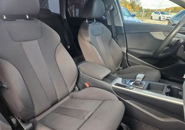 AUDI A4 Avant 40 TFSI S tronic S line