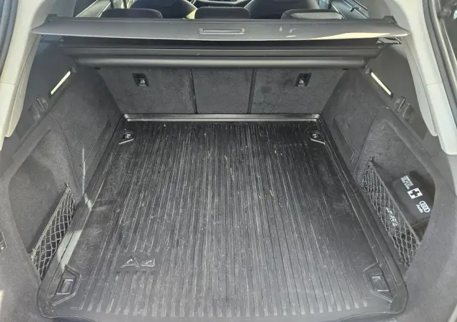 AUDI A4 Avant 40 TFSI S tronic S line