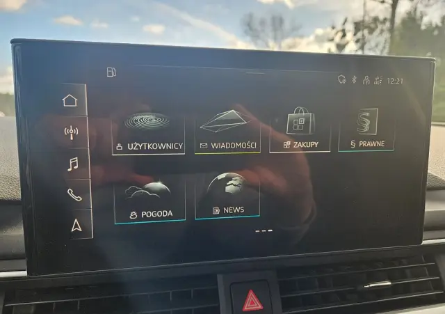 AUDI A4 Avant 40 TFSI S tronic S line