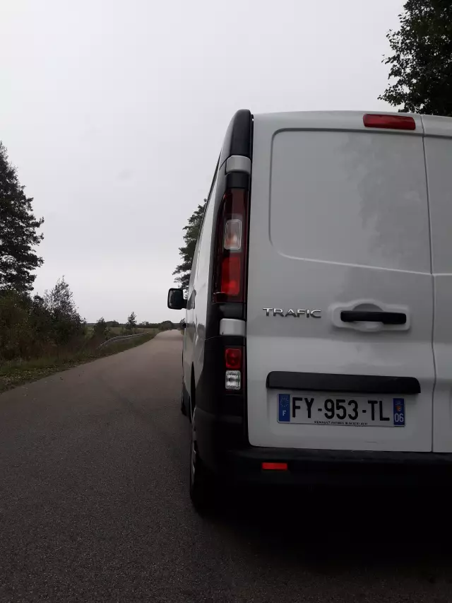 RENAULT Trafic 