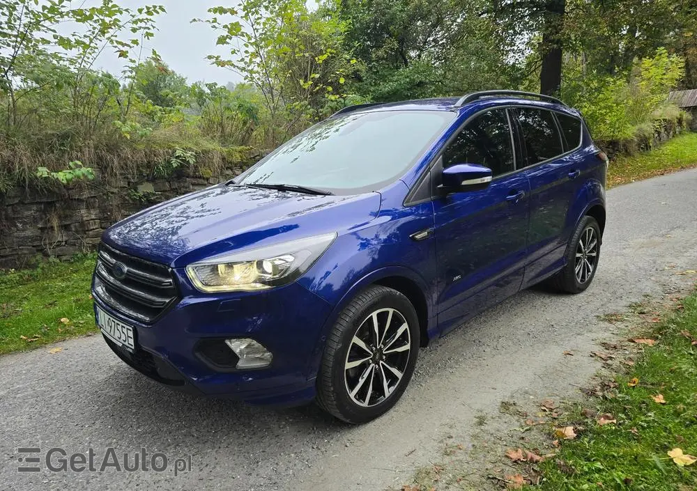 FORD Kuga 2.0 TDCi 4x4 ST-Line