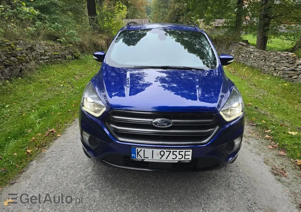 FORD Kuga 2.0 TDCi 4x4 ST-Line