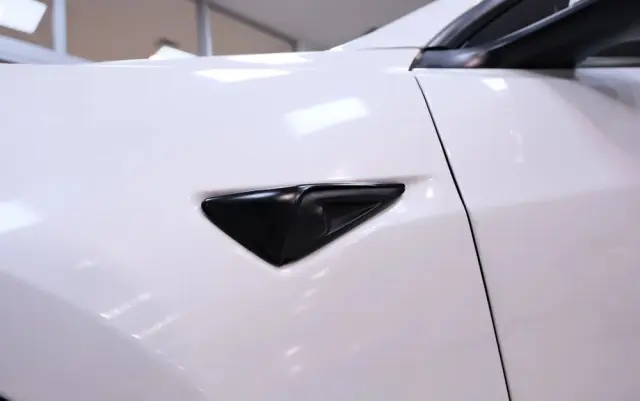 TESLA Model 3 Standard Range Plus