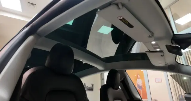 TESLA Model 3 Standard Range Plus